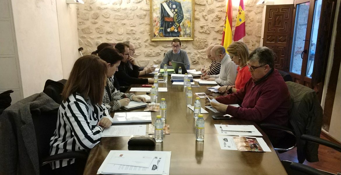 Iniesta aprueba en pleno ordinario los presupuestos municipales para  el ejercicio 2018